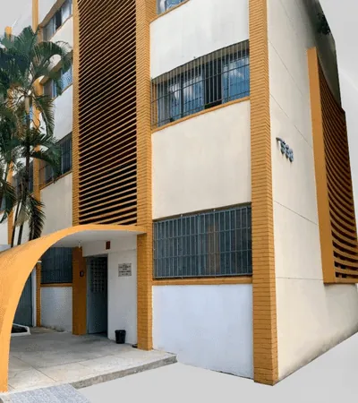 Fachada da sede do IEFE Evolução Educacional na Rua Angá, Vila Formosa, São Paulo